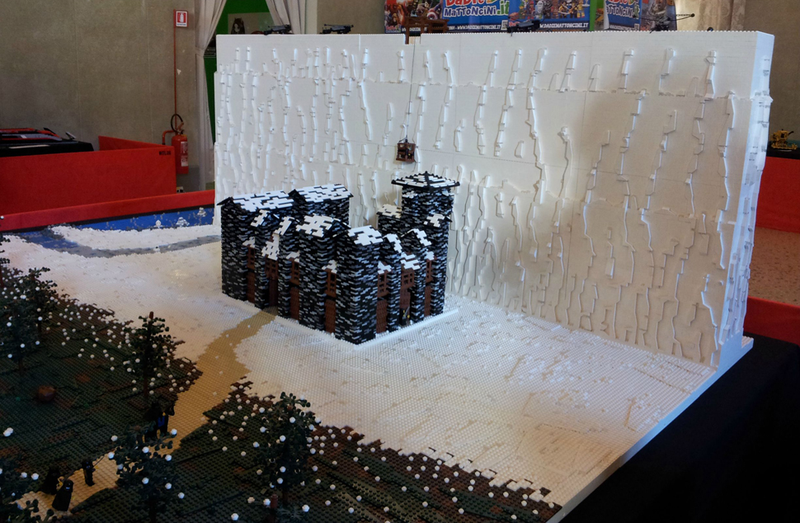 Illustration for article titled LEGO Westeros Has A Lot Of White Bricks (And A Peeing Tyrion)